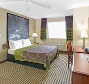 Super 8 by Wyndham Gurnee hotel detail image 7