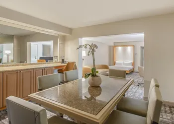 Crowne Plaza San Diego - Mission Valley by IHG hotel thumbnail 8