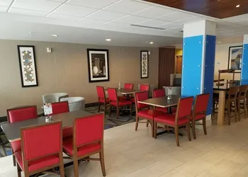 Holiday Inn Express & Suites Daphne- Spanish Fort Area by IHG hotel thumbnail 2