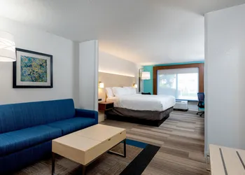 Holiday Inn Express & Suites Daphne- Spanish Fort Area by IHG hotel thumbnail 8