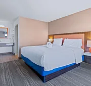 Hampton Inn & Suites Greeley hotel detail image 7