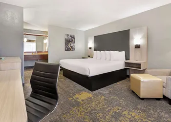 Best Western Plus Weston Inn hotel thumbnail 8