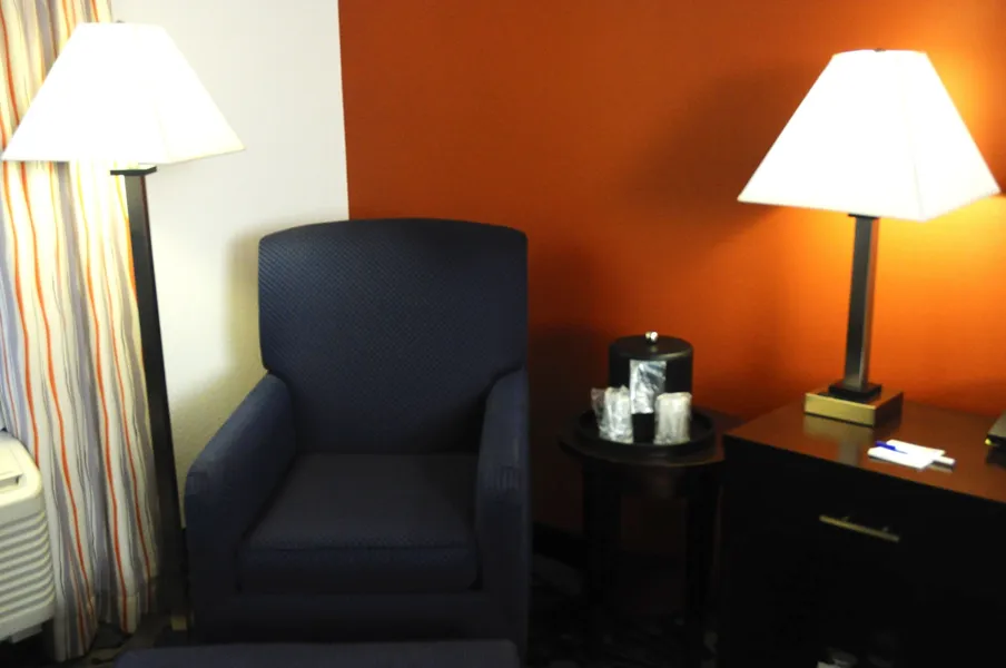 Holiday Inn Express & Suites Greenfield by IHG hotel detail image 2