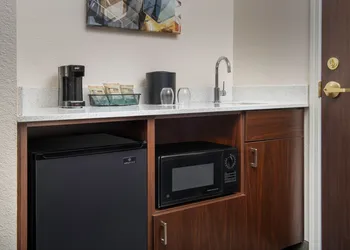SpringHill Suites by Marriott Dallas Addison/Quorum Drive hotel thumbnail 8