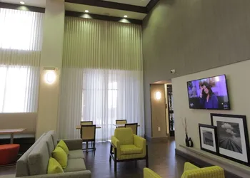 Hampton Inn & Suites Seal Beach hotel thumbnail 4