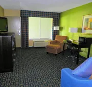 Quality Inn & Suites Brooksville I-75/Dade City hotel detail image 5