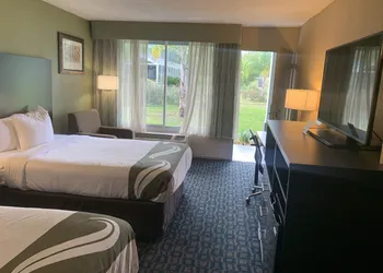 Quality Inn & Suites Brooksville I-75/Dade City hotel thumbnail 7