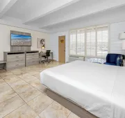 Best Western Plus Yacht Harbor Inn hotel detail image 7