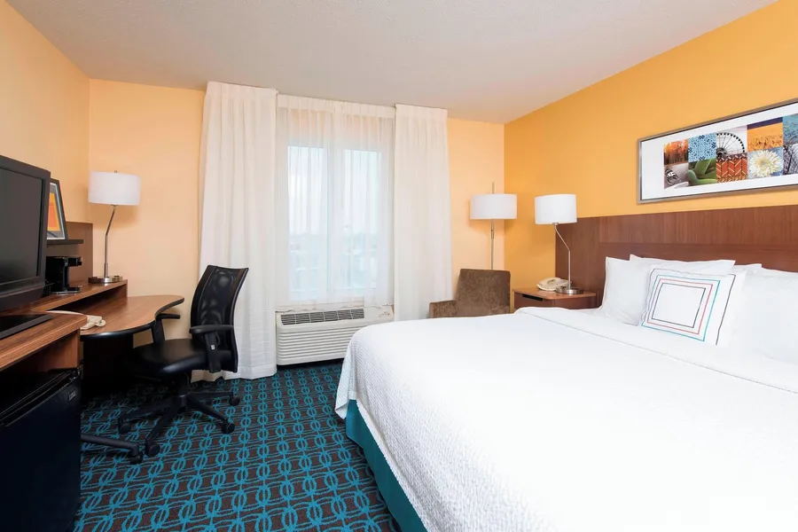 Fairfield Inn and Suites By Marriott St Charles hotel detail image 6