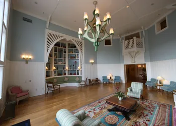 Disney's Beach Club Resort hotel thumbnail 2