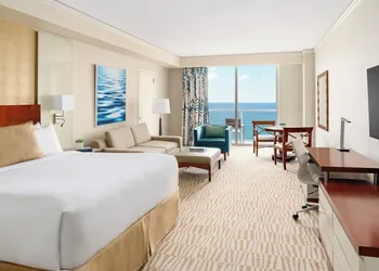 Trump International Beach Resort hotel thumbnail 7
