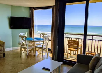 Shell Island Resort - All Oceanfront Suites hotel thumbnail 7