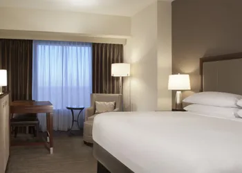 Hyatt Regency Long Island hotel thumbnail 4