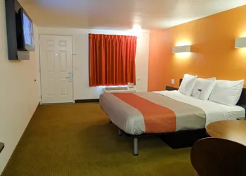 Motel 6 Erie, PA hotel thumbnail 5