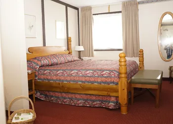 McIntosh Country Inn & Conference Centre in Canada hotel thumbnail 6