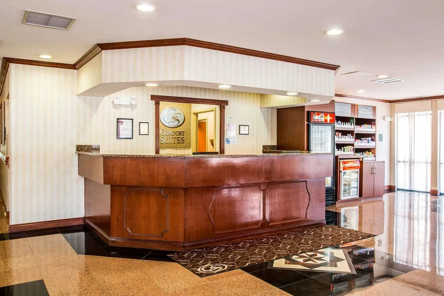 Comfort Suites Canton - Detroit hotel detail image 2