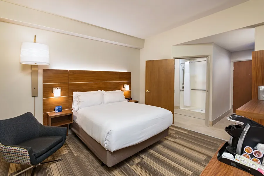 Holiday Inn Express Hotel & Suites PEORIA NORTH - GLENDALE by IHG hotel detail image 6