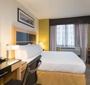 Holiday Inn Express New York City- Wall Street by IHG hotel detail image 7