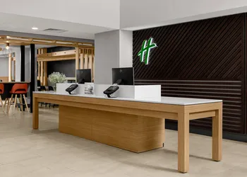 Holiday Inn Cleveland by IHG hotel thumbnail 3