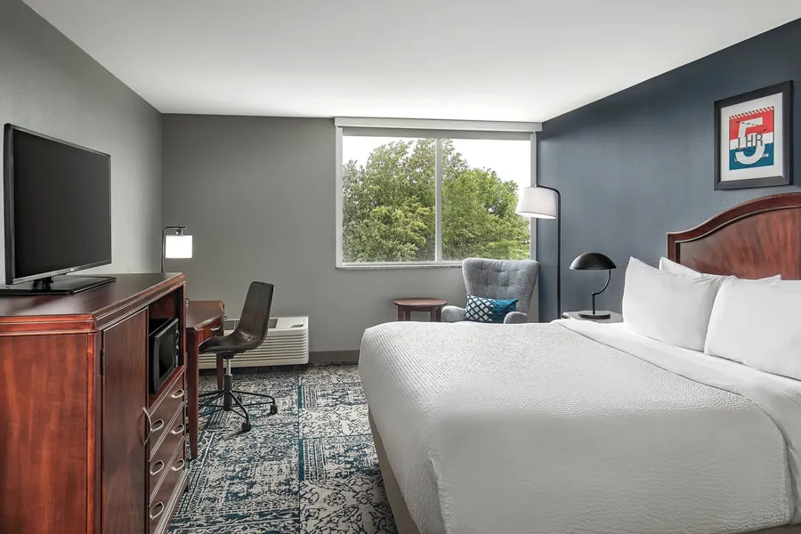Four Points by Sheraton Kalamazoo hotel detail image 6