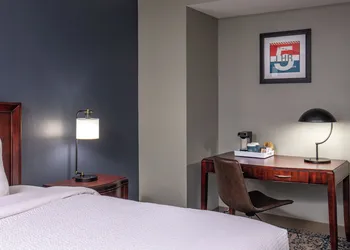 Four Points by Sheraton Kalamazoo hotel thumbnail 7