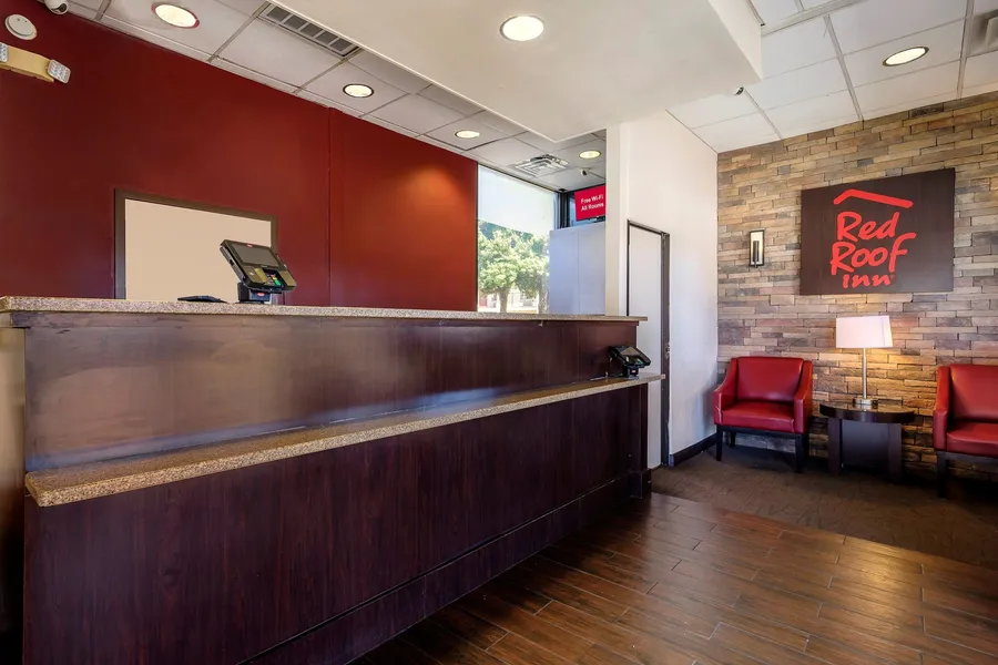 Red Roof Inn Atlanta - Suwanee/ Mall of Georgia hotel detail image 2