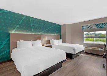 Comfort Inn hotel thumbnail 2