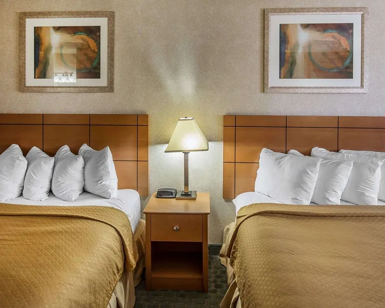 Quality Inn at Collins Road - Cedar Rapids hotel detail image 6