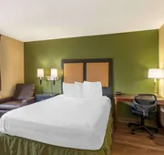 Extended Stay America Suites Chicago Woodfield Mall hotel detail image 4