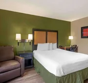 Extended Stay America Suites Chicago Woodfield Mall hotel detail image 5