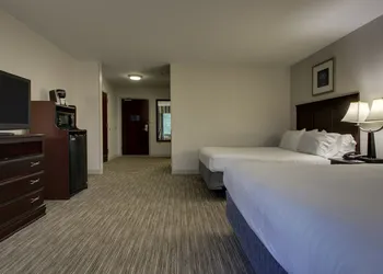Holiday Inn Express Hotel & Suites Middleboro Raynham by IHG hotel thumbnail 8