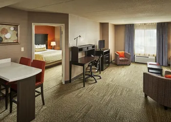 Staybridge Suites Hamilton Downtown by IHG hotel thumbnail 7