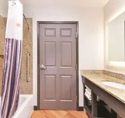 La Quinta Inn & Suites by Wyndham Abilene Mall hotel detail image 7