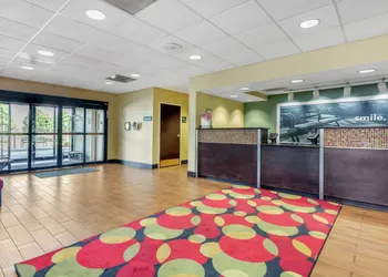 Hampton Inn Brookhaven hotel thumbnail 5