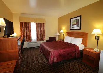 Econo Lodge Lubbock I-27 hotel thumbnail 7