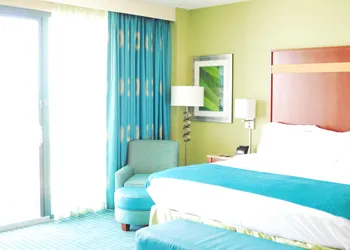 Holiday Inn & Suites Virginia Beach North Beach by IHG hotel thumbnail 5