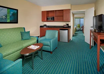 Holiday Inn & Suites Virginia Beach North Beach by IHG hotel thumbnail 7