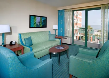Holiday Inn & Suites Virginia Beach North Beach by IHG hotel thumbnail 8