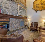 Comfort Inn & Suites Mt. Rushmore hotel detail image 3