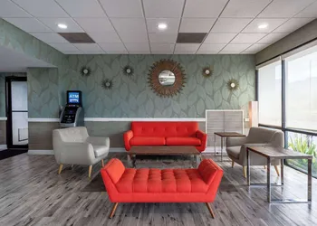 Ramada by Wyndham Altamonte Springs Near I-4 hotel thumbnail 4