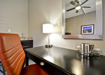DoubleTree by Hilton Phoenix North hotel thumbnail 6