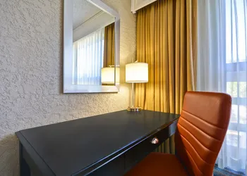DoubleTree by Hilton Phoenix North hotel thumbnail 7