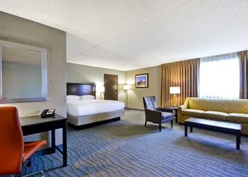 DoubleTree by Hilton Phoenix North hotel thumbnail 8