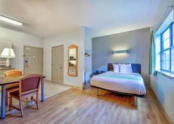 OYO Townhouse Beaumont Medical Center Area I-10 hotel thumbnail 5