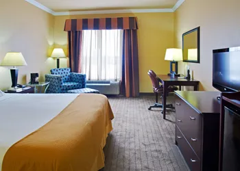 Holiday Inn Express Hotel & Suites Natchitoches by IHG hotel thumbnail 3