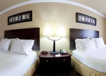 Holiday Inn Express Hotel & Suites Natchitoches by IHG hotel thumbnail 7