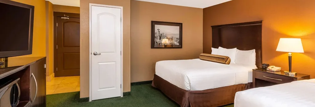 Hotel photo 1 of 33