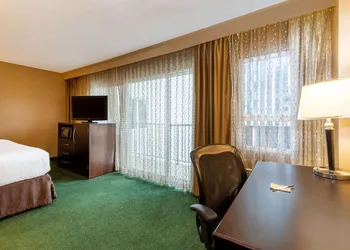La Quinta Inn & Suites by Wyndham Seattle Downtown hotel thumbnail 8