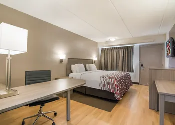 Red Roof Inn Durham - Triangle Park hotel thumbnail 6
