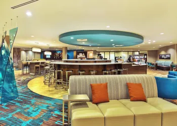 Courtyard by Marriott Gulfport Beachfront hotel thumbnail 4